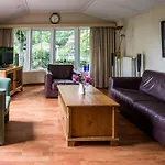Chalet Vakantie Wageningen シャレー *